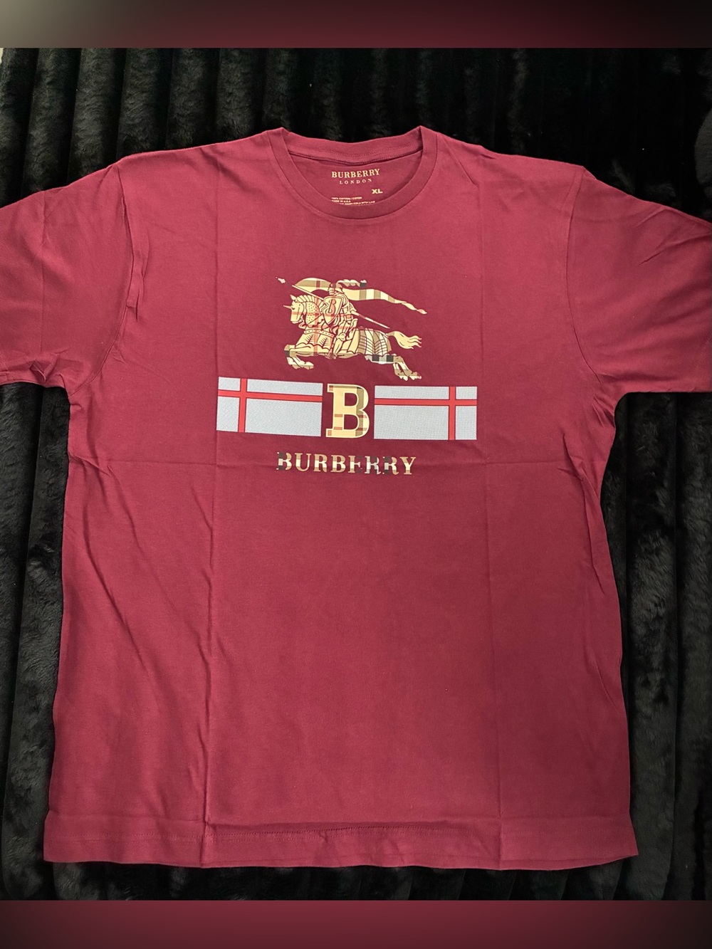 New Men’s Dark Red Luxury Graphic T-shirt Size XL
